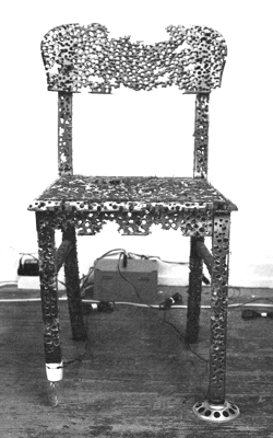 Stuhl mit Lampe und Lautsprecher 1980